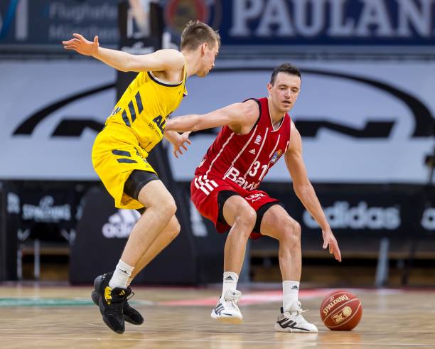 不断提高 不断提高